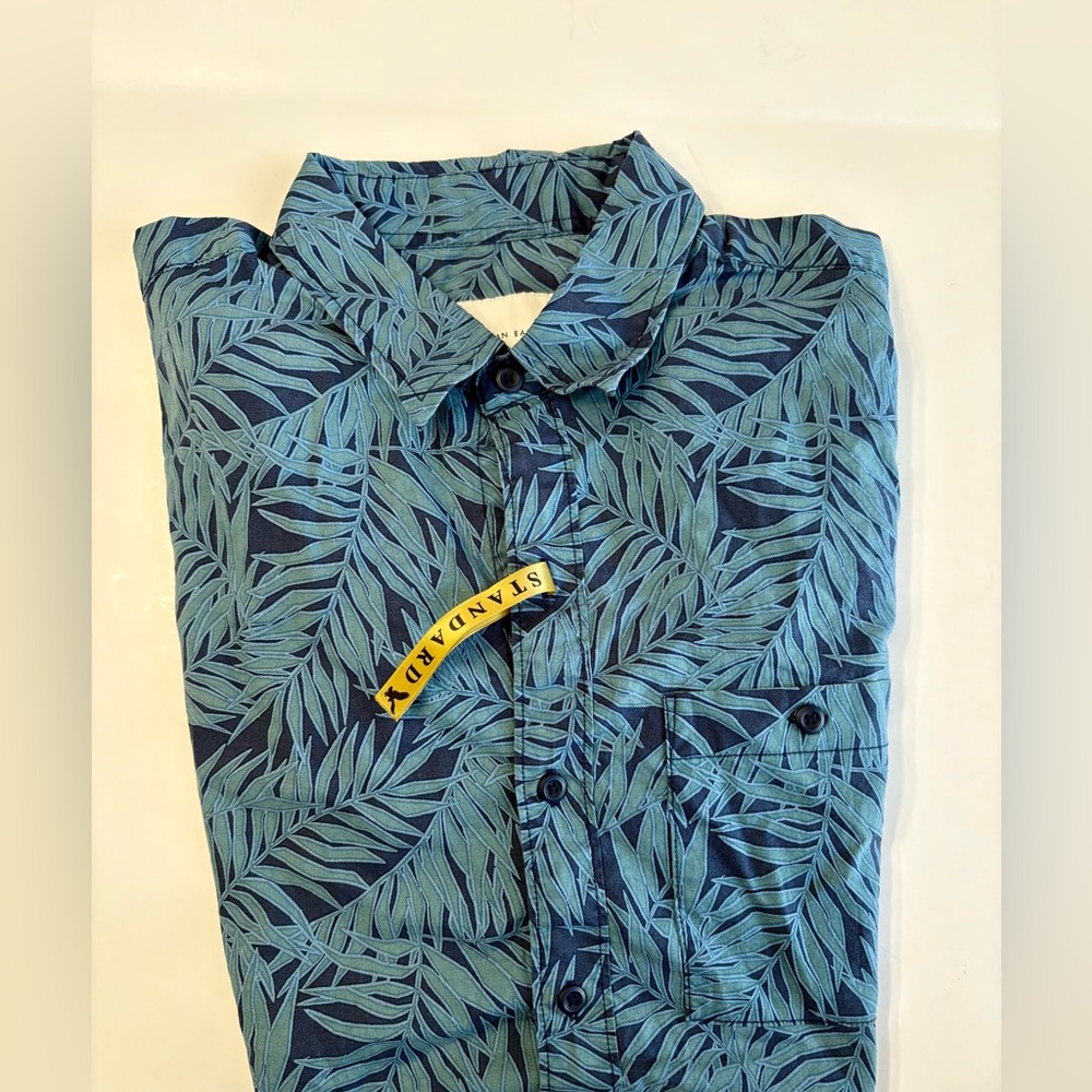 American Eagle Outfitters Blue Leaf Pattern Shirt
